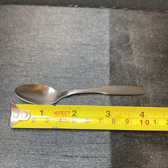 Set of 2 Community Stainless Steel Teaspoons - Picture 3 of 3